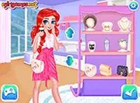 Princesses Campus Gossip Dress Up Game